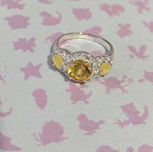 Elegant Yellow and Silver Women's Ring